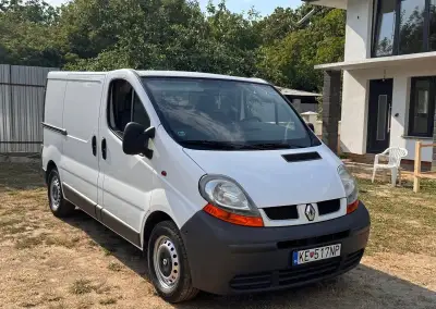 Renault Trafic – 2007, 175 000 km