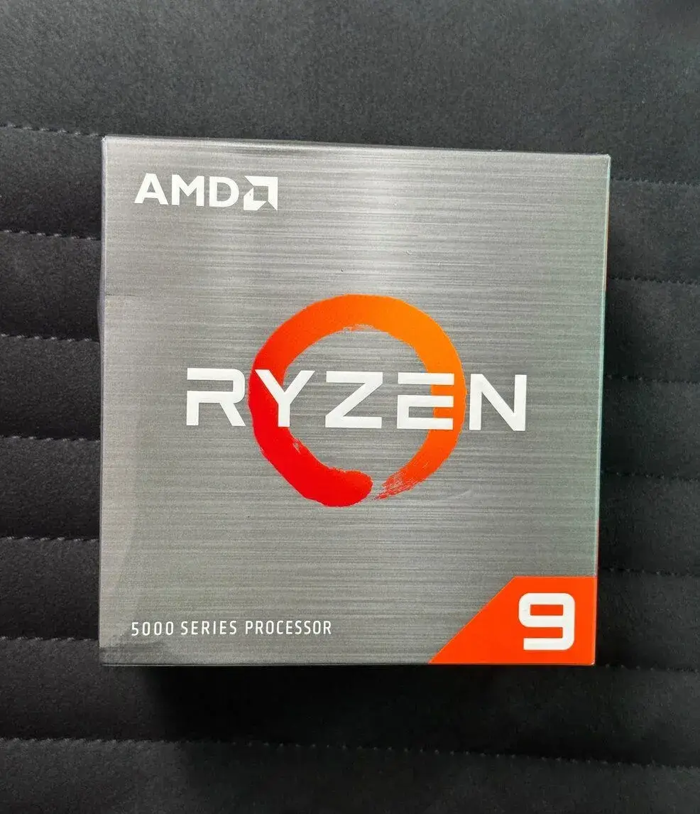 AMD RYZEN 9 5900XT - nový, nerozbalený