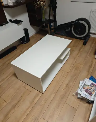 Konferenčný stolík biely