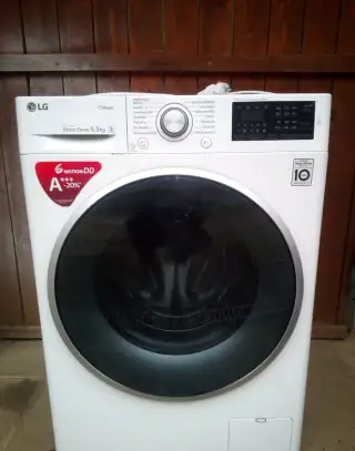 Práčka LG