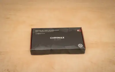 Noctua NA-SAV2 chromax.black – antivibračné úchyty pre venti