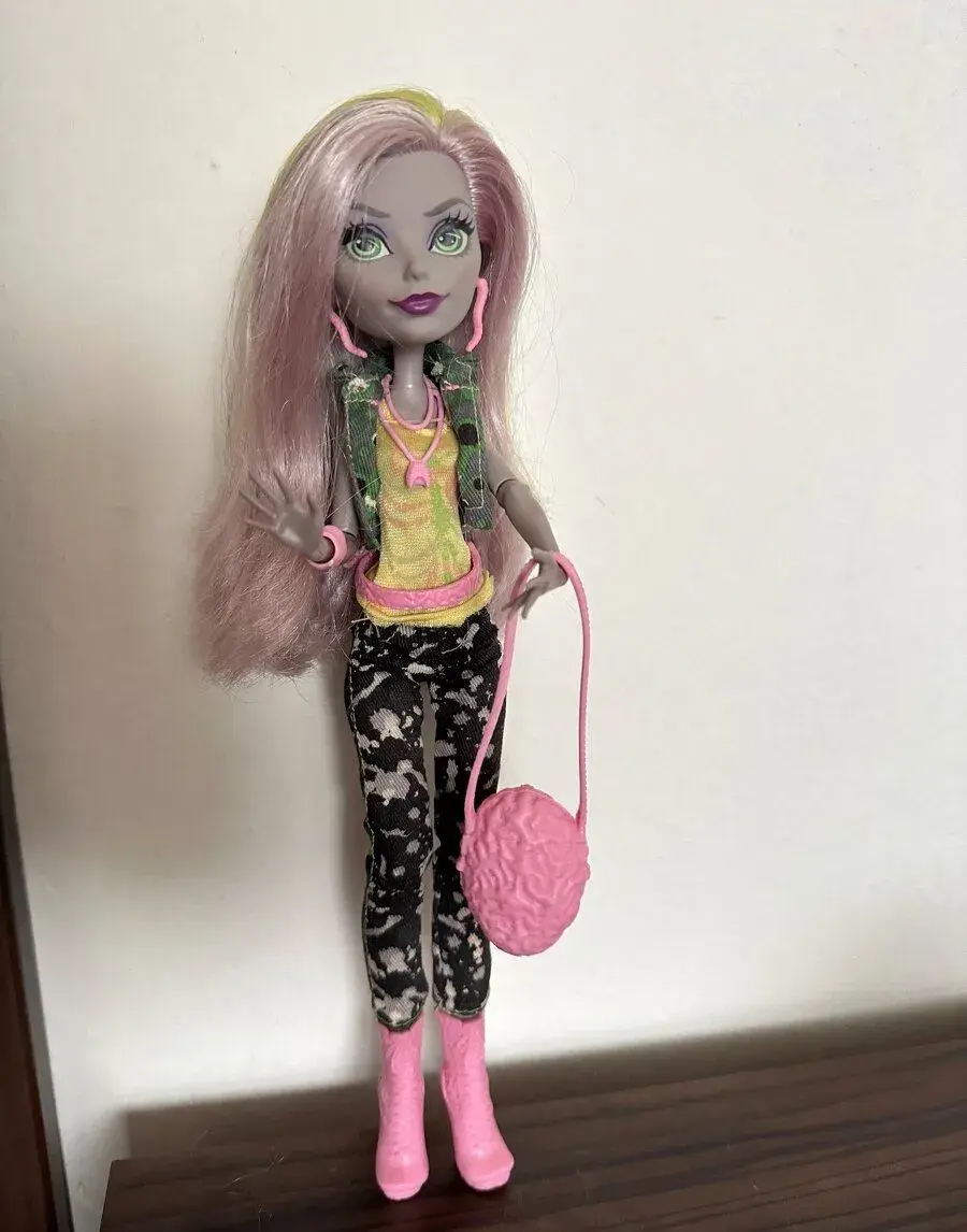 Moanica Monster high