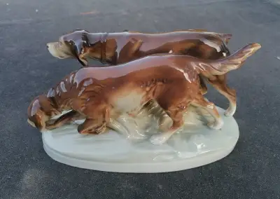 Starožitná porcelánová soška Royal Dux