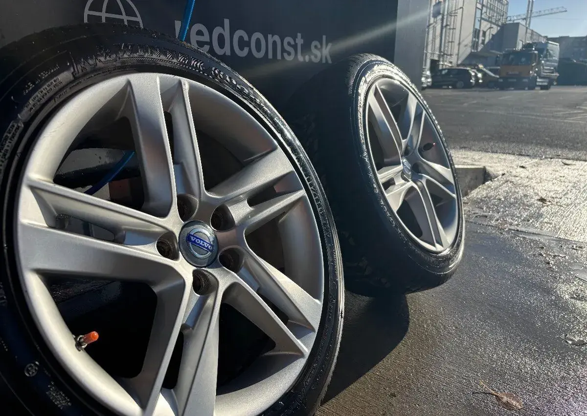Volvo R17