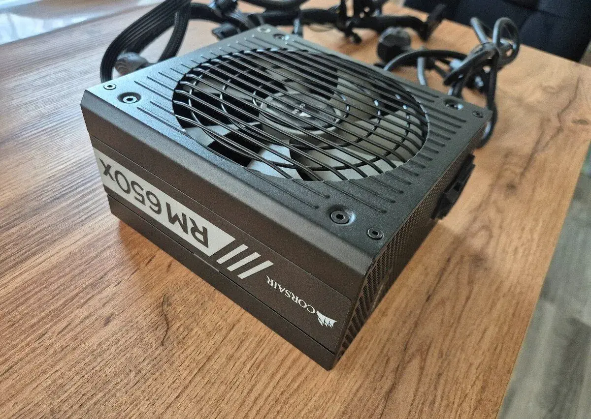 PSU Corsair RM650x