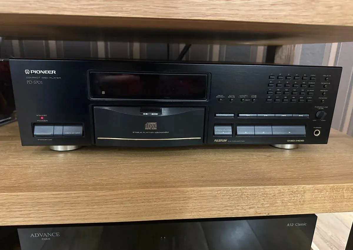 Pioneer PD-S701 – CD prehrávač (Stable Platter) + diaľkové