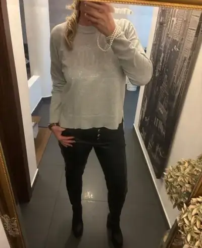Dámsky sveter DKNY v. M