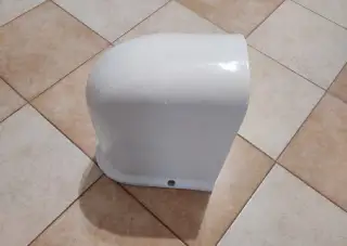 Závesný polostĺp Jika