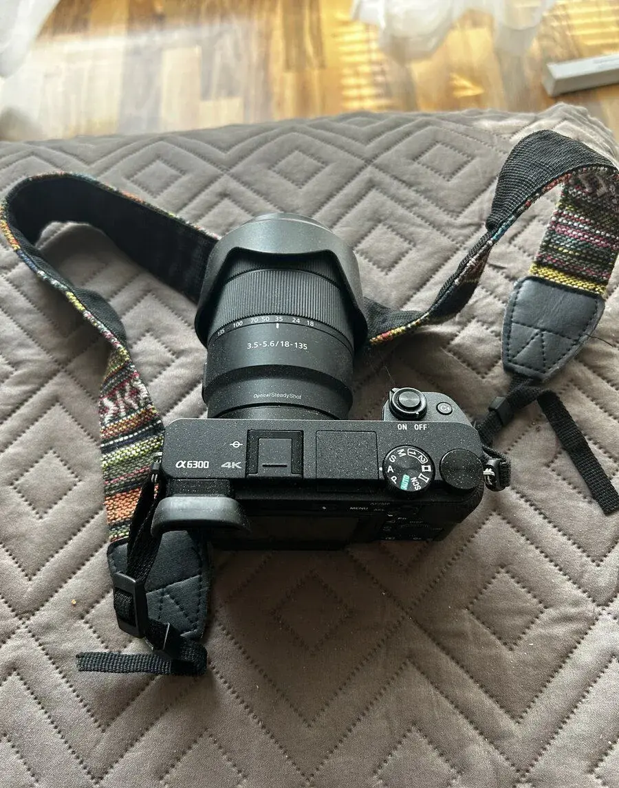 Sony A6300
