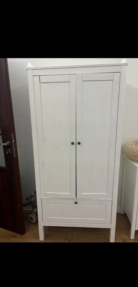 IKEA skriňa sundvik