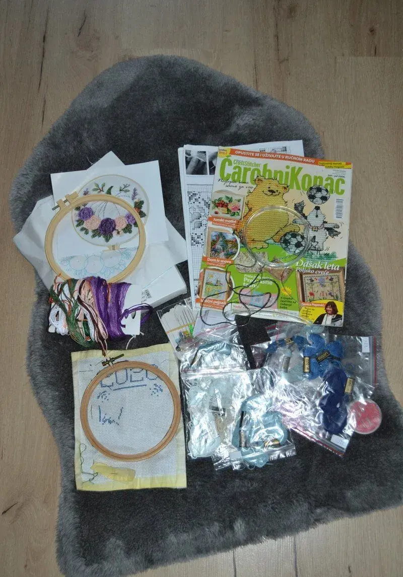 Veľká vyšívacia sada / Kreatívny set na vyšívanie + časopisy