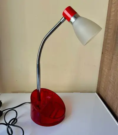 Stolova lampa Livarno