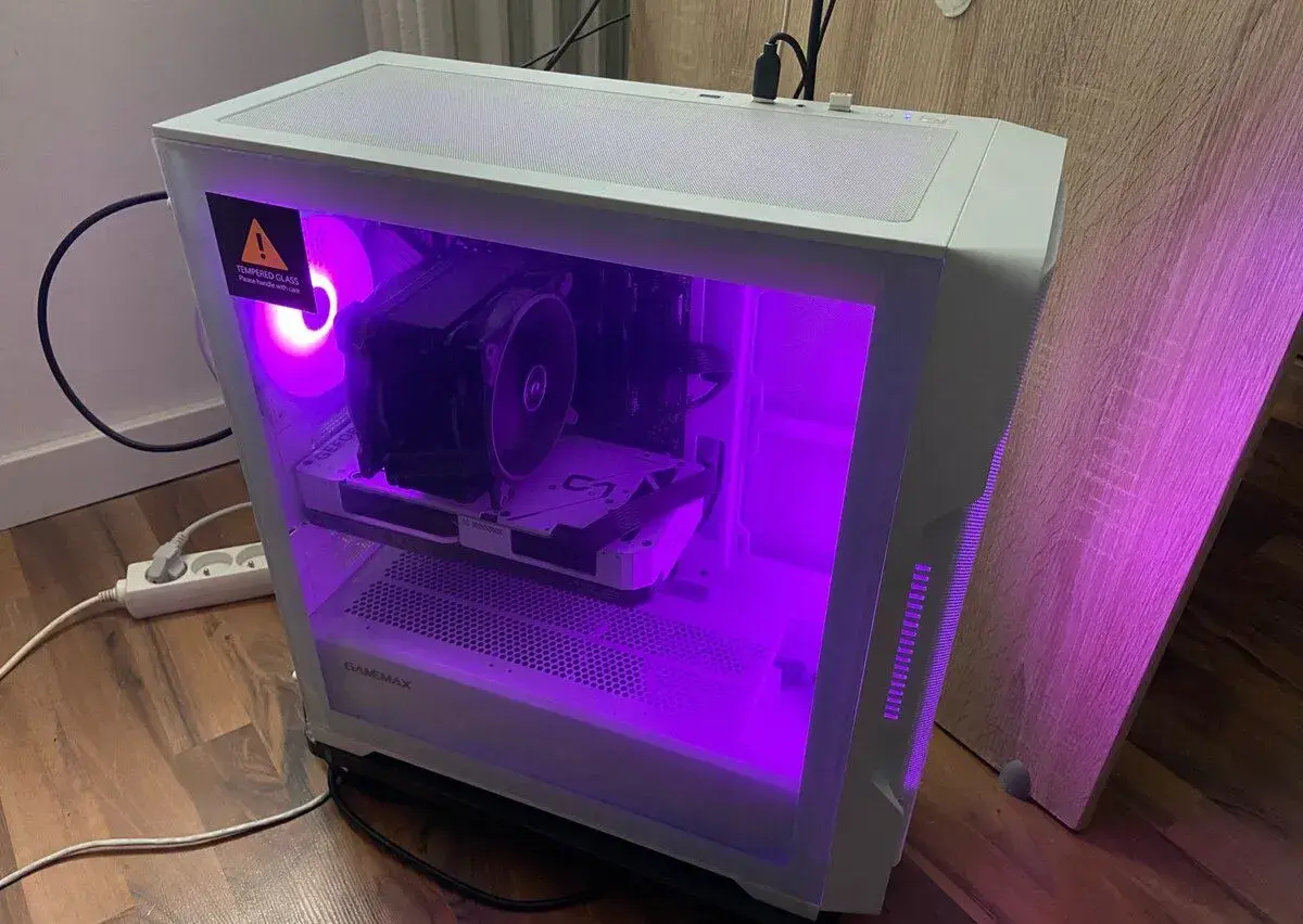 Herný PC RTX 4070 + i9-12900K + 32gb + 2x MSI monitor