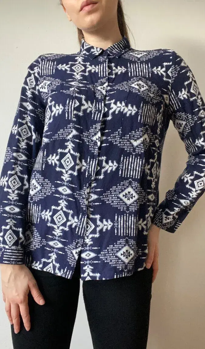 H&M vzorovana kosela