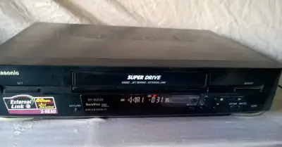 VHS prehrávač funkčný -Panasonic video