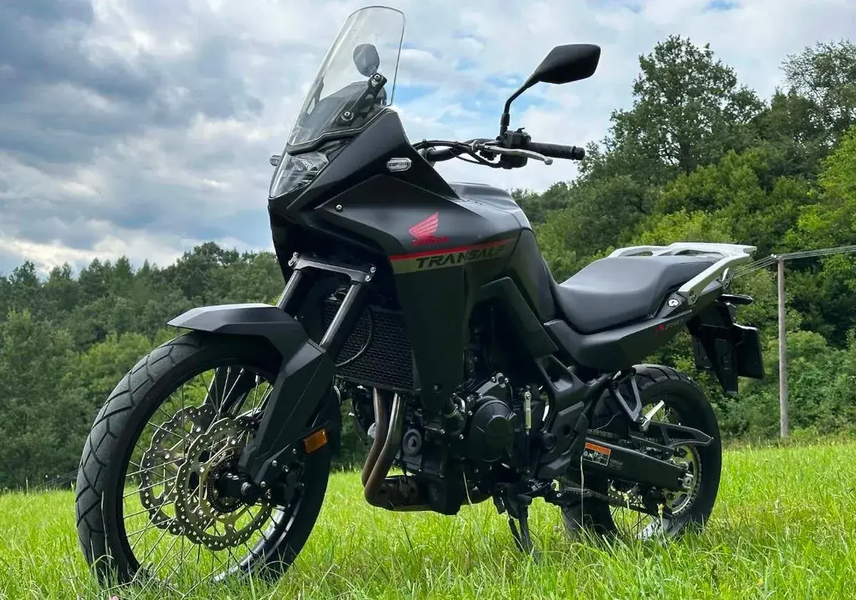 Honda Transalp 750 2024 v TP 34,50 kW