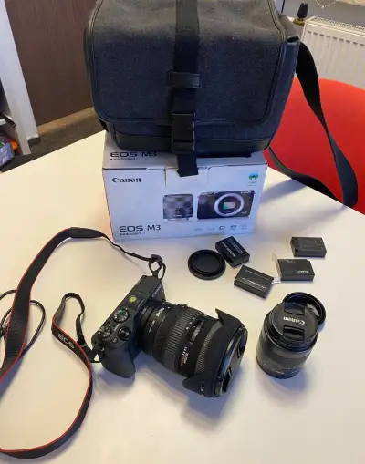 Canon eos M3
