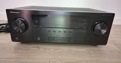 Receiver a repro - Pioneer VSX 527 + JAMO CC6000