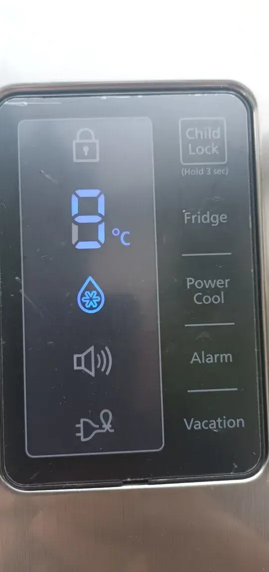 Nový displej na chladničku samsung