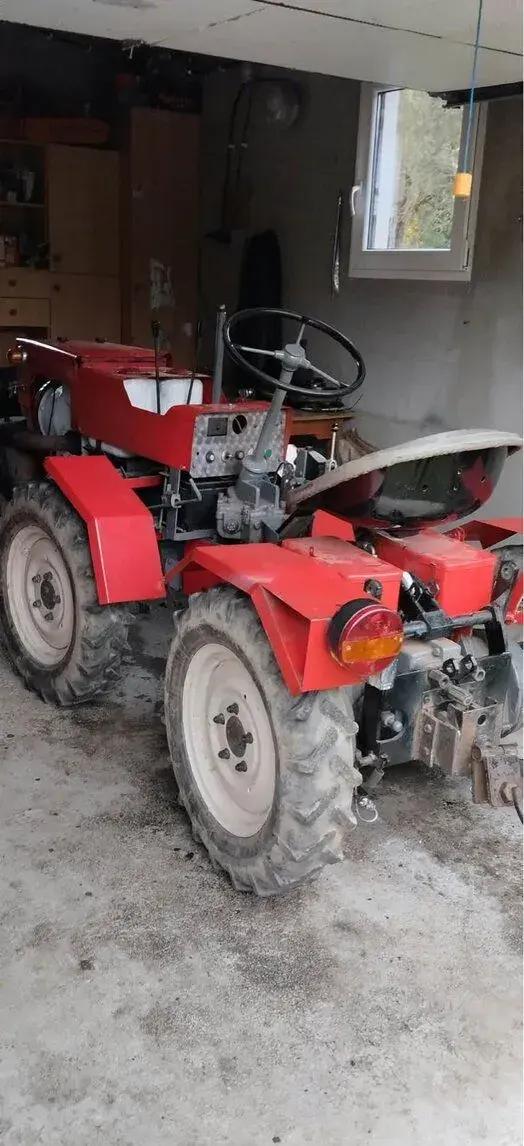Zahradny traktor TK 14
