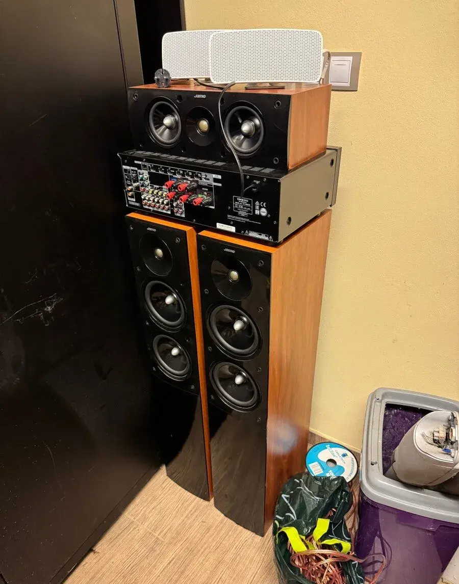 Set domáce kino 5.0 Jamo + Onkyo
