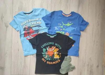 NOVÉ tričká s krátkym rukávom, 110