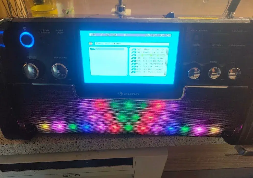 AUNA Karaoke system