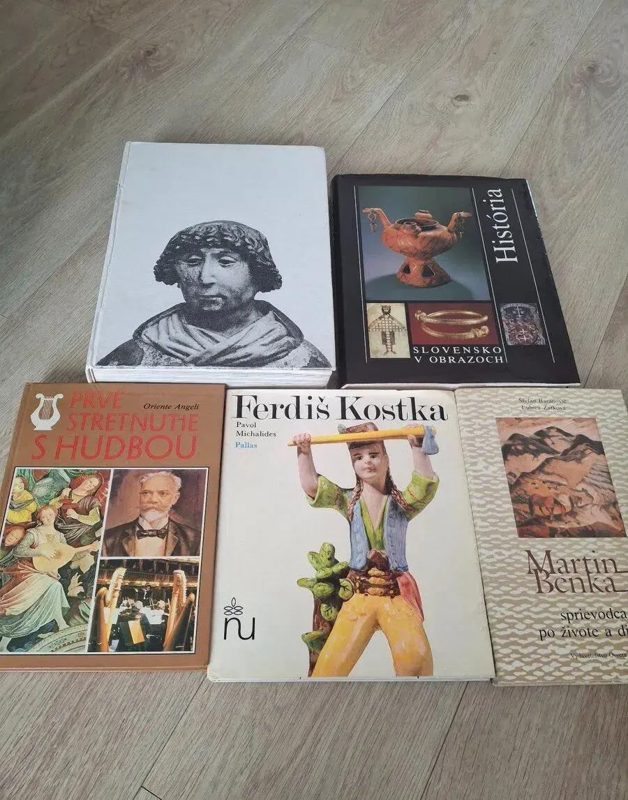 Knihy rozne (Benka,Kostka,Historia,SNG)