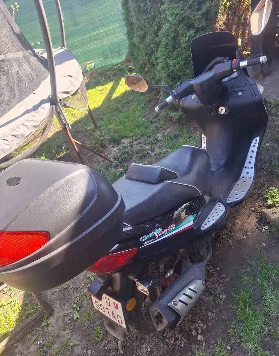Capirelli grabde porto 125