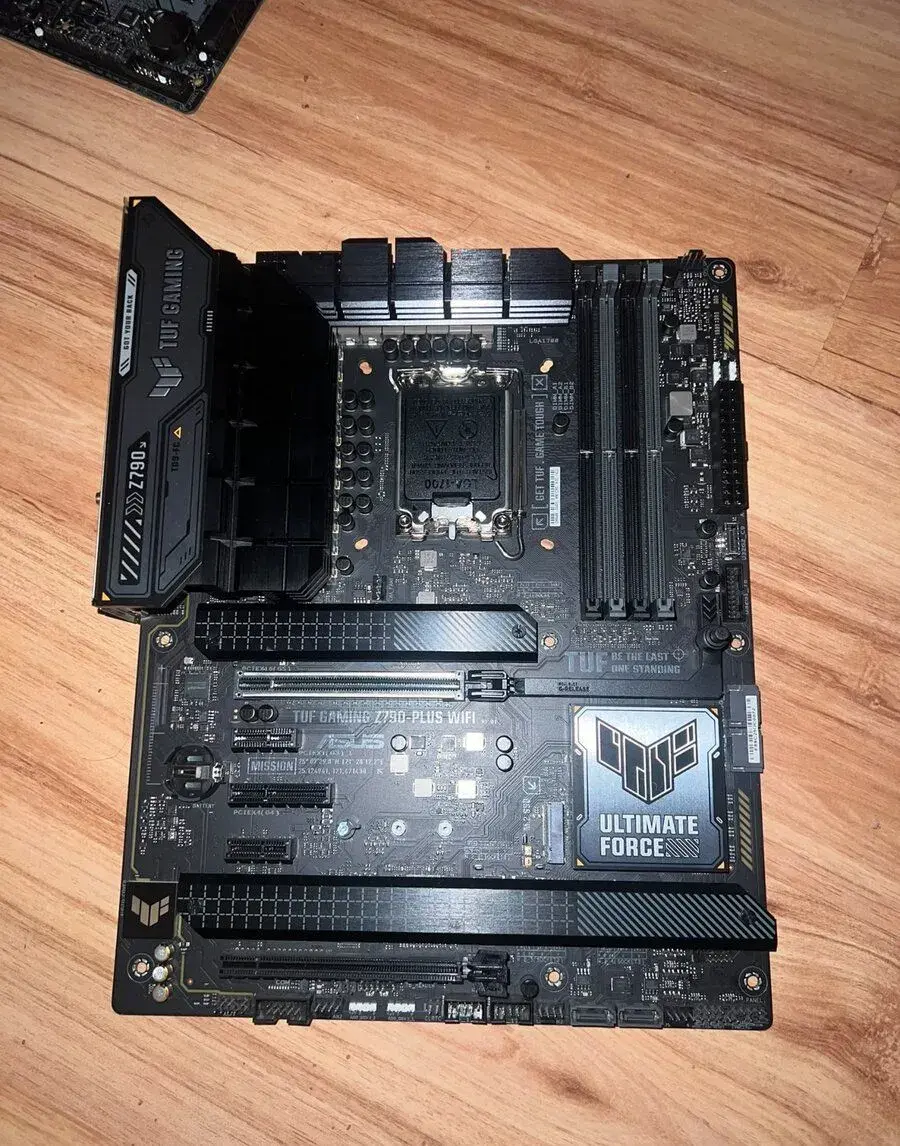 ASUS TUF GAMING Z790-PLUS WIFI
