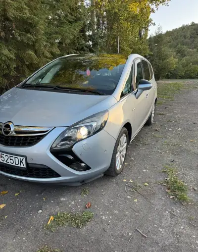 Opel zafira – 2015
