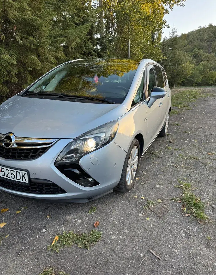 Opel zafira – 2015