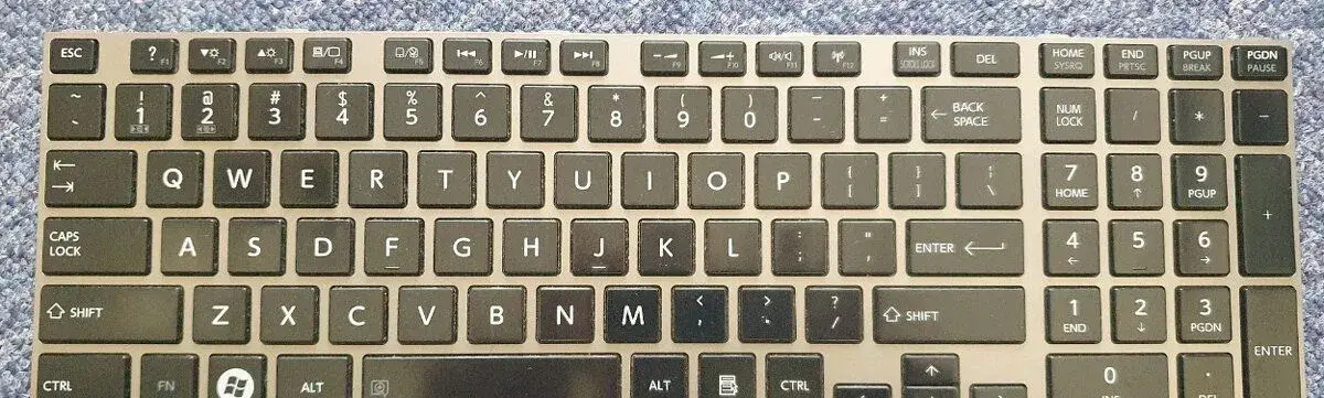Klávesnica k notebooku Toshiba ( NSK-TV0GC 01 )