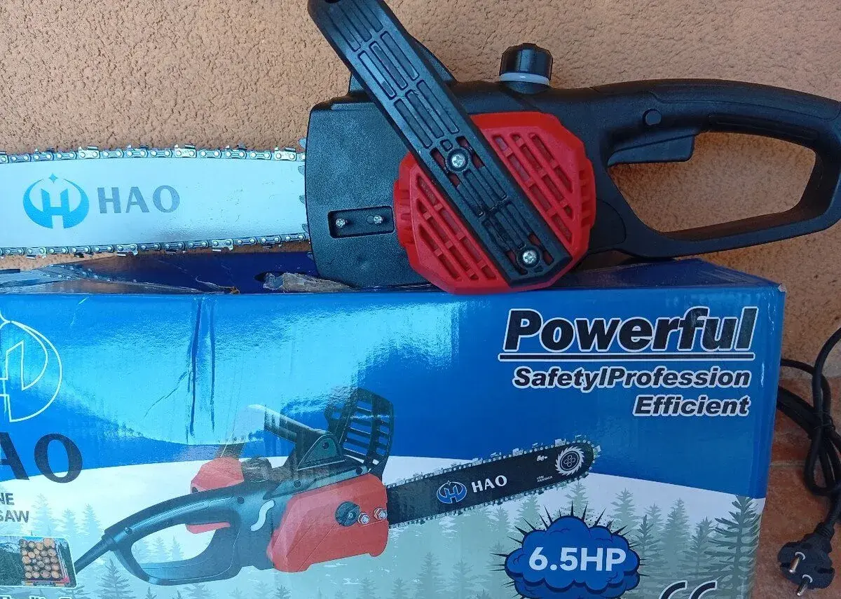 Elektrická reťazová píla 4,4 kw