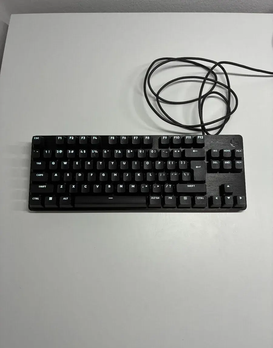 Herná Klávesnica G413 TKL SE