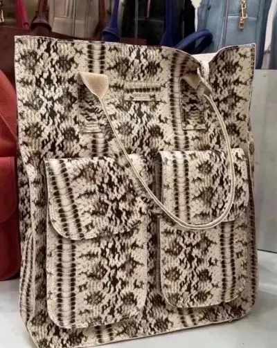 Kožená shoperka+mala tasticka s hadim vzorom