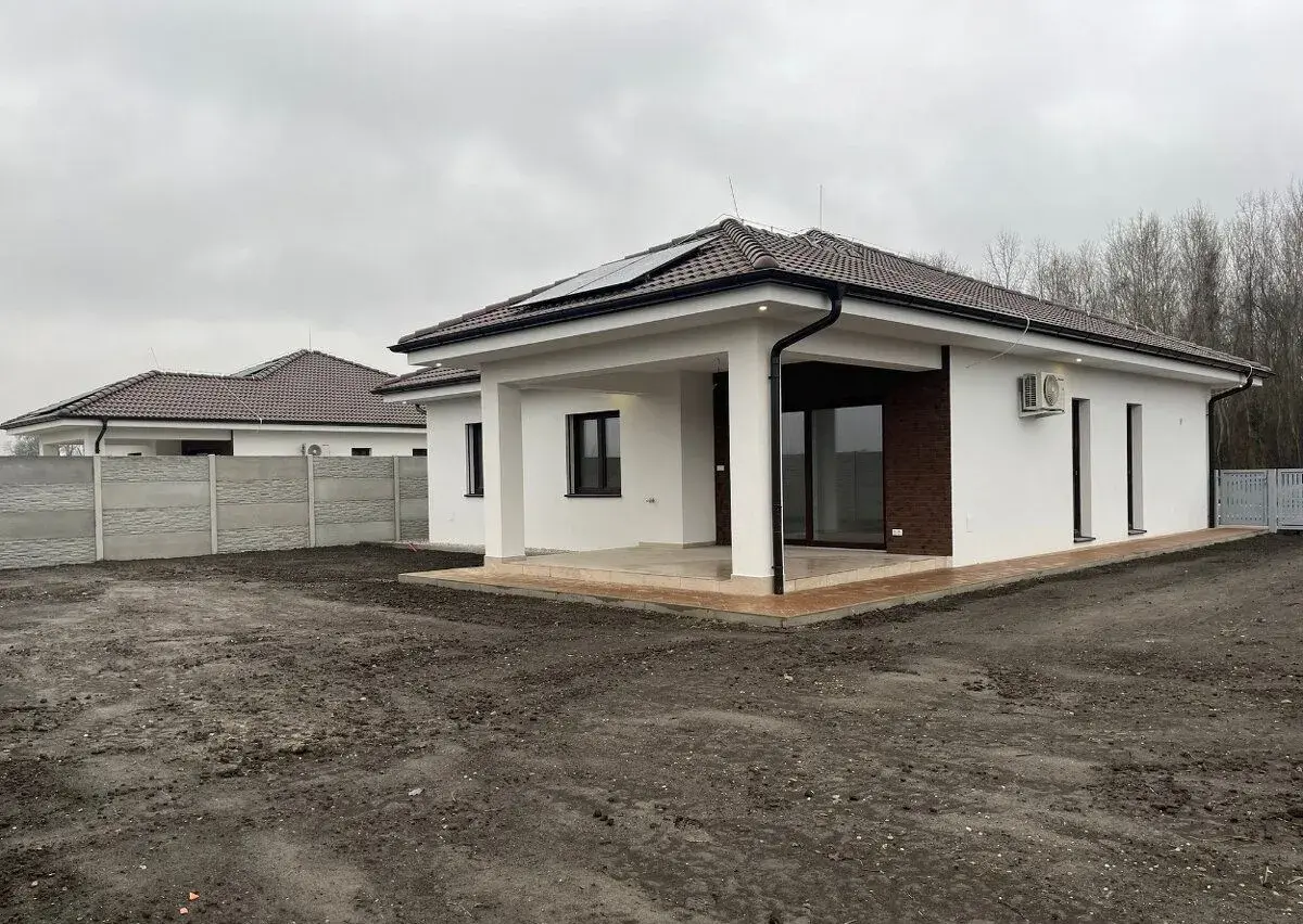 Predpredaj - posledný rodinný dom v obci Vrakúň