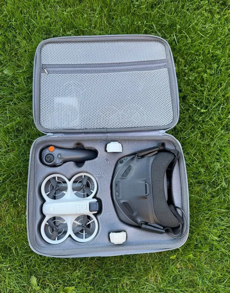 DJI Neo Motion Fly More Combo