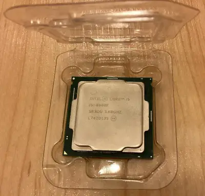 I5 8600k LGA1151 + Cooler Master 212 Led