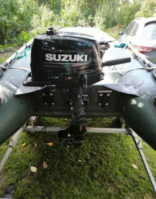 Závesný lodný motor SUZUKI DF 5 Dlhá noha