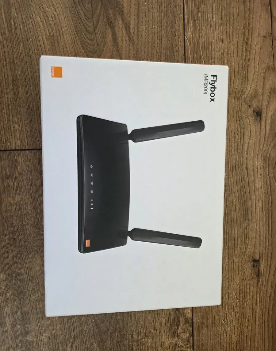 4G LTE Wi-Fi router TP-Link Archer MR200