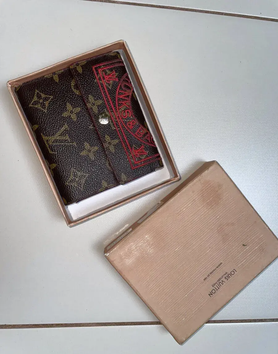 Peňaženka v štýle Louis Vuitton