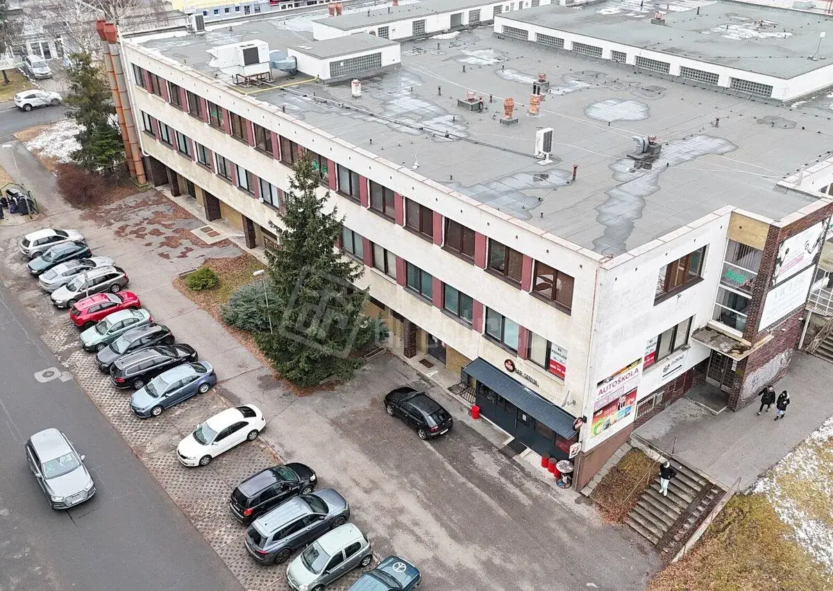 Gastro a obchodné priestory na sídlisku Juh v Poprade s…