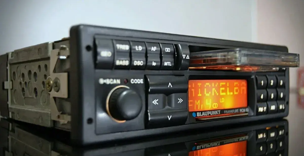 Blaupunkt Frankfurt RCM 82 Rádio prehrávač