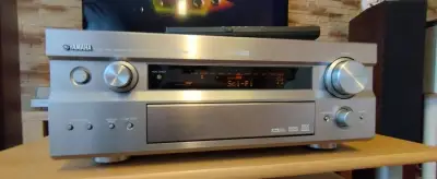 Yamaha RX-V2500 Titan – 7.1 Receiver, 130W na kanál (TOP sta