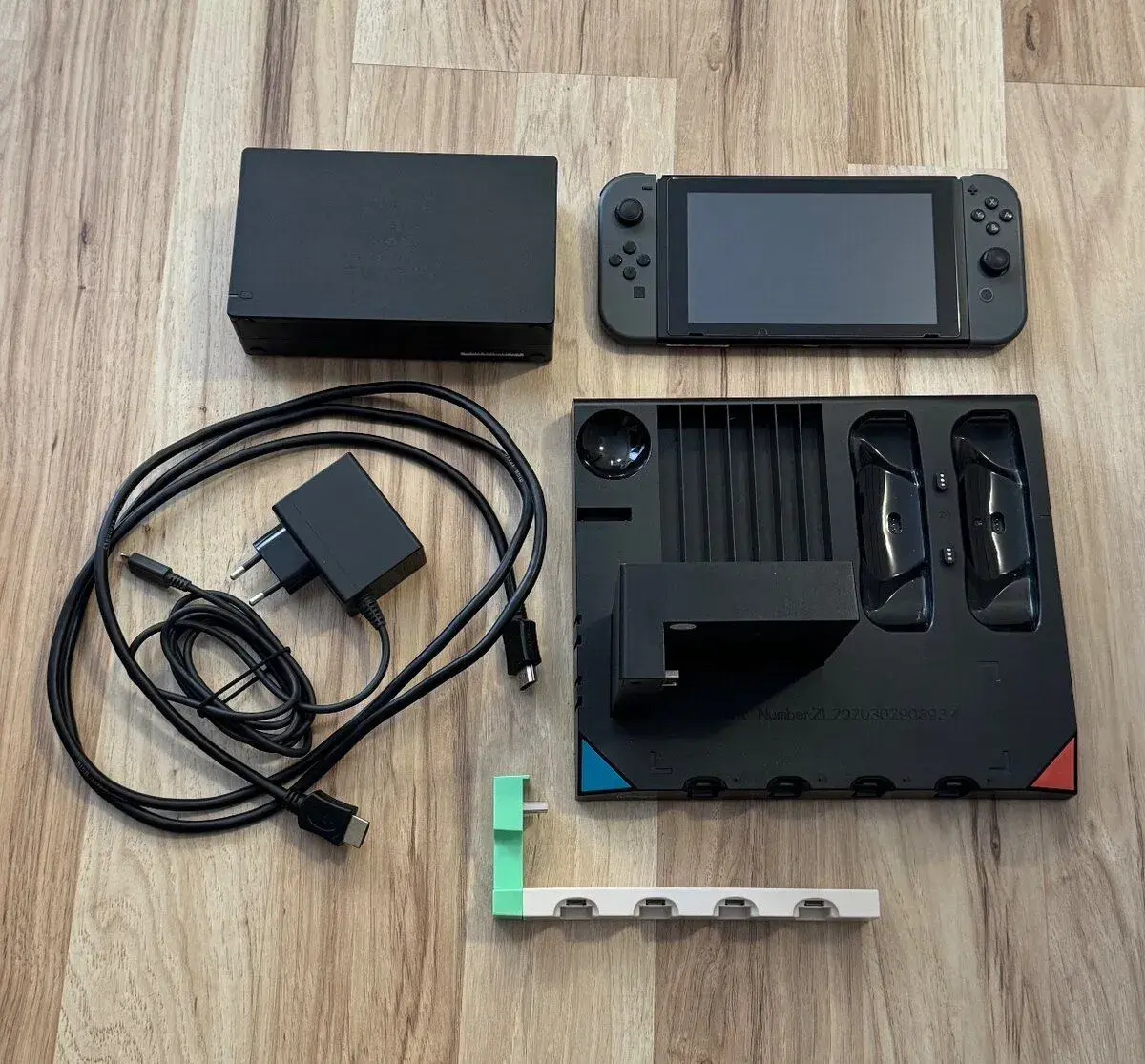 Nintendo Switch1 Gray-Gray JoyCons