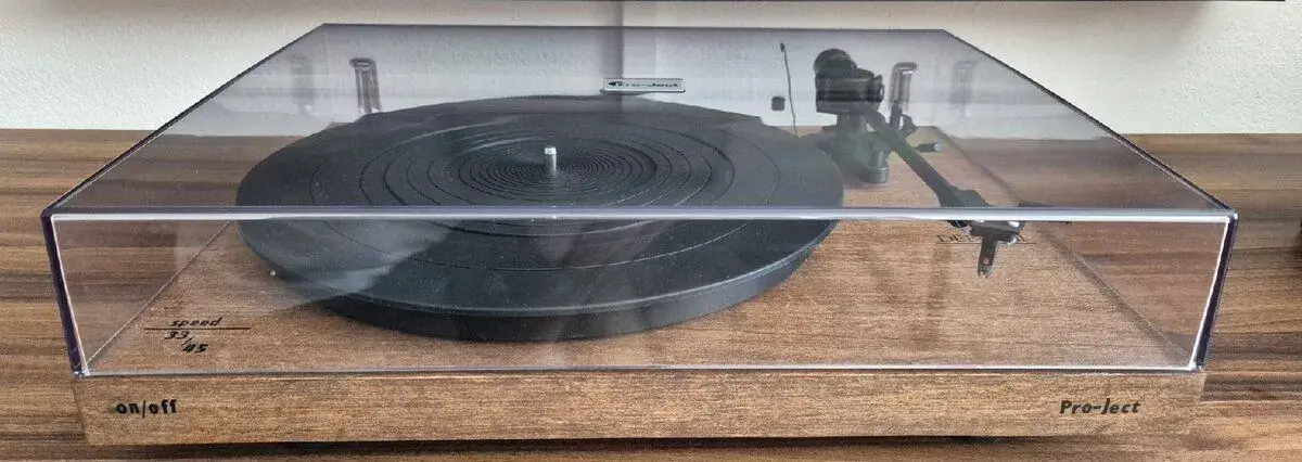Pro-Ject debut ll