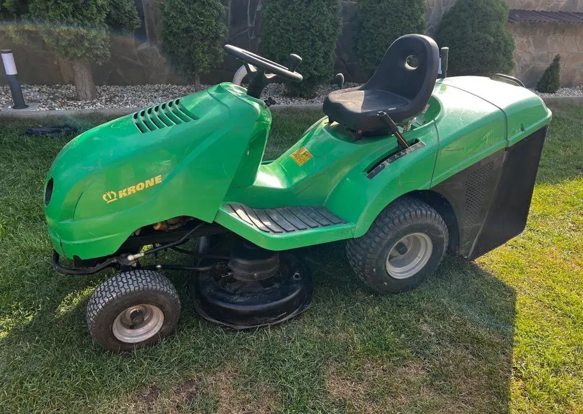 JOHN DEERE kosacka