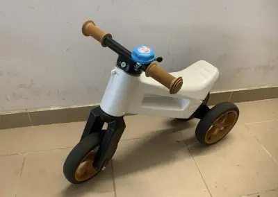 Odrážadlo Funny Wheels Rider Sport 2v1 bielo-zlaté