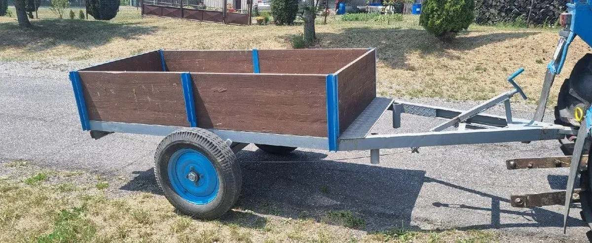 Vlečka za traktor
